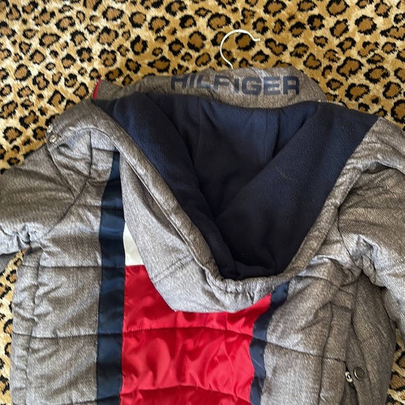 Tommy Hilfiger puffer - Picture 5 of 6
